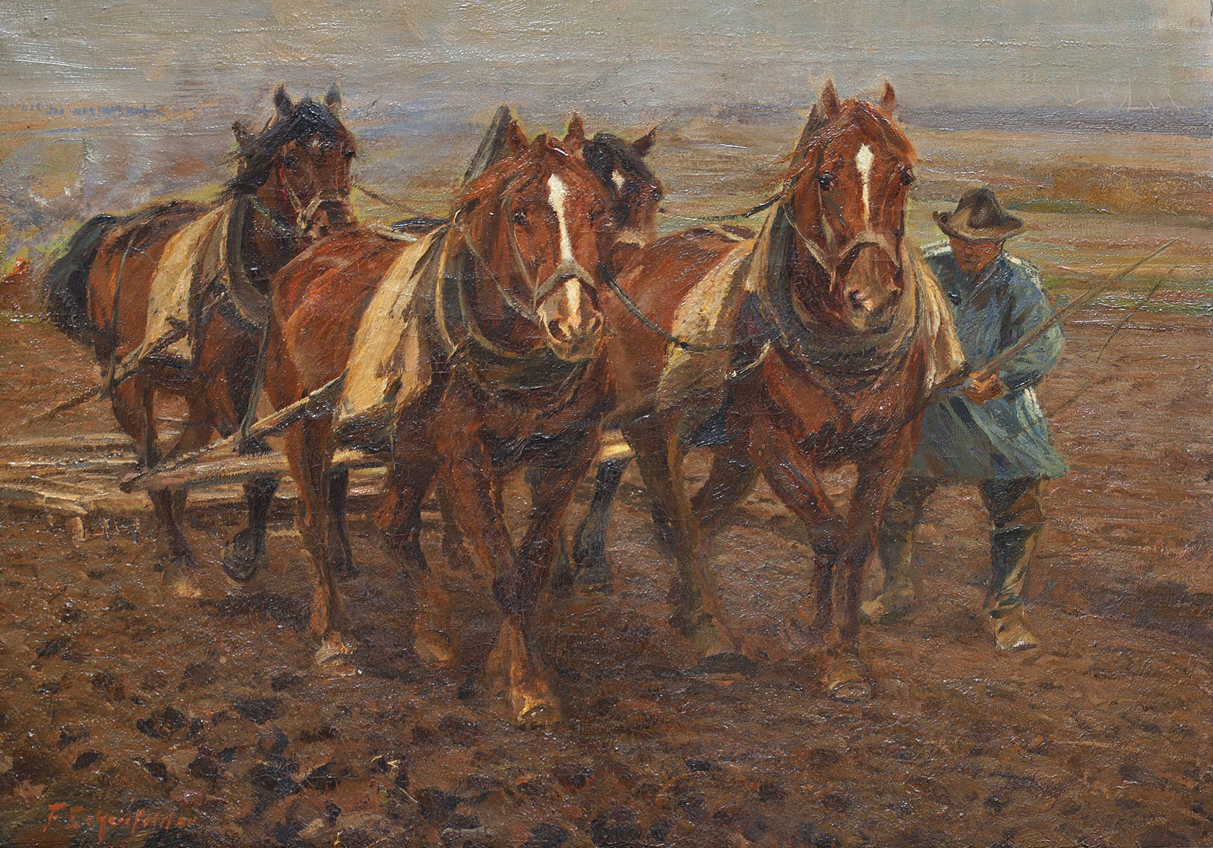 Bauer mit seiner mit vier Arbeitspferden bespannten Egge auf dem Feld.