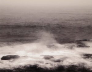 „Breaking Waves“.